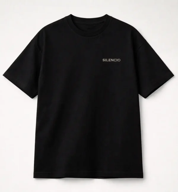 Camiseta Urban Dama sobre fondo plano