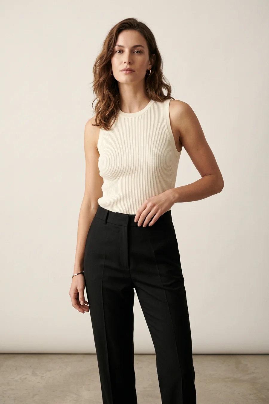 Top Ribbed Dama en color crema